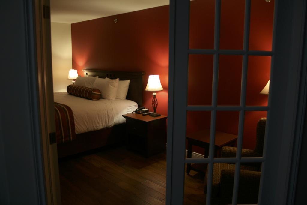 Lanes Riverhouse Inn & Cottages Montague Bagian luar foto
